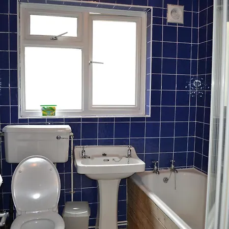 Nice 3 Bedroom House Wimbledon London Exterior photo