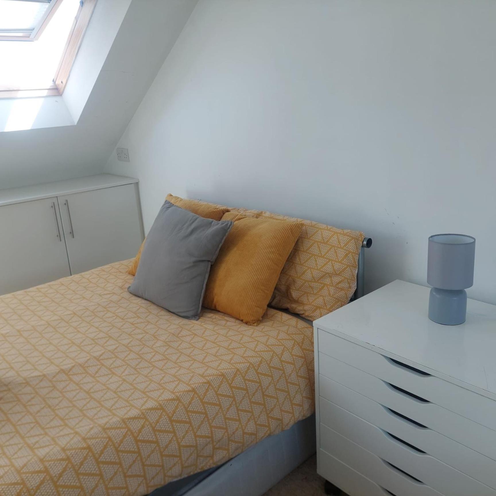 3 Bedroom House Wimbledon Дом отдыха